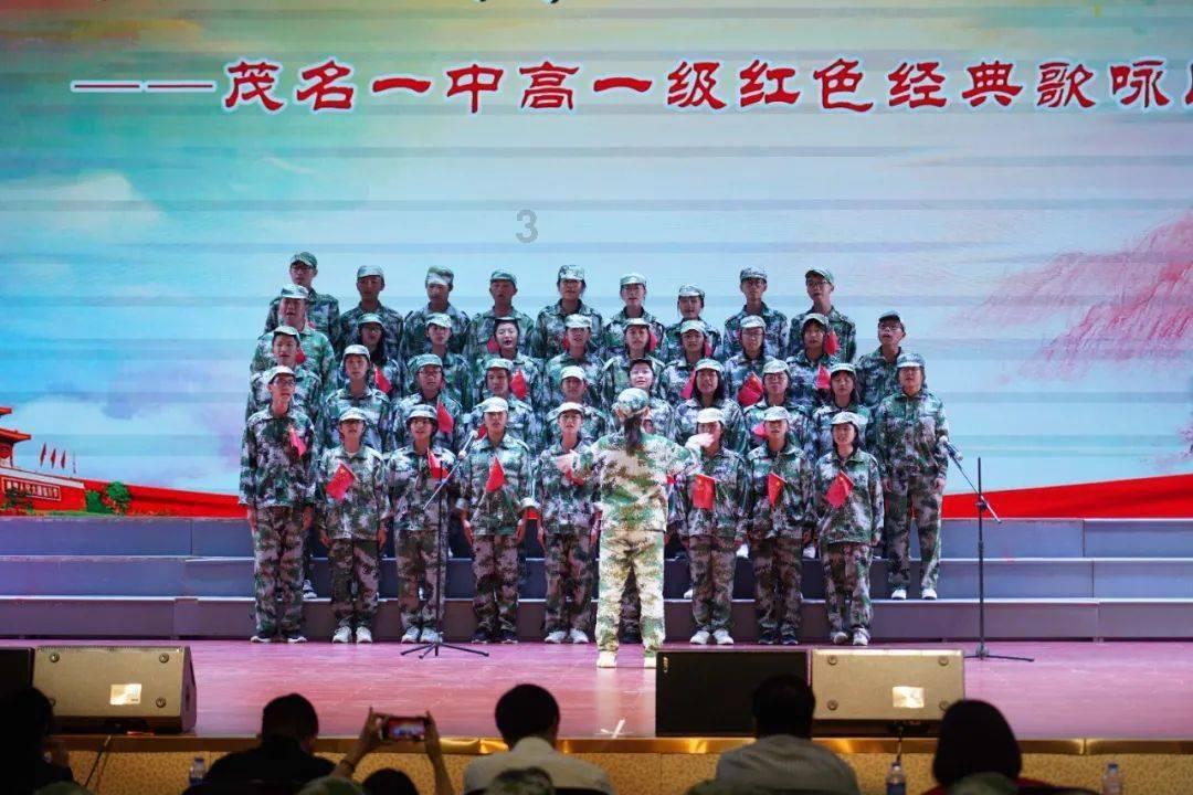 飞来铁片把患者眼眶砸出了一个“坑” 爱尔眼科完成高难度手术